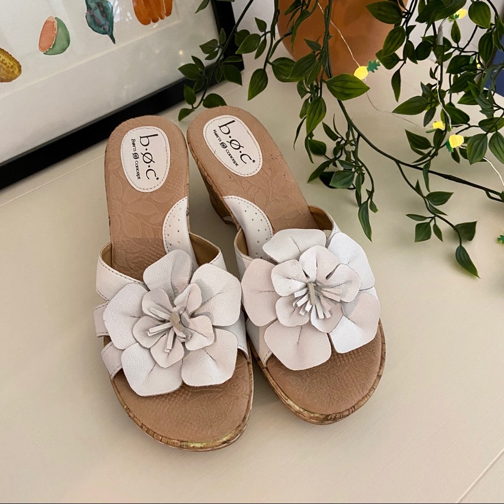 B.O.C Wedge Sandals 🌸